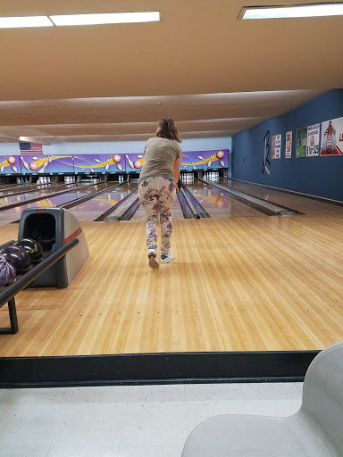 Bowling Alley «Beverly Lanes», reviews and photos, 8 Beverly Ln, Arlington Heights, IL 60004, USA