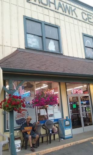 Grocery Store «Mohawk General Store», reviews and photos, 91130 Donna Rd, Springfield, OR 97478, USA