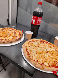 Photo n°5 de Andiamo Pizza à Paris ()
