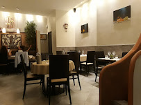 Atmosphère du Restaurant de cuisine fusion Restaurant La Cafetière Fêlée à Antibes - n°9