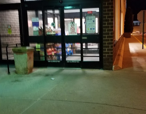 Grocery Store «Stop & Shop», reviews and photos, 211 High St, Torrington, CT 06790, USA