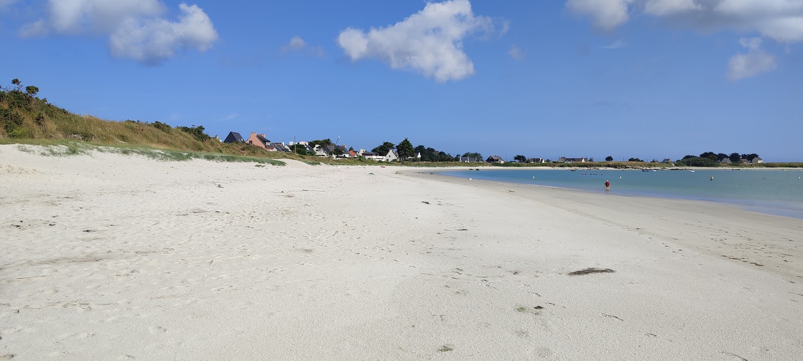 Plage de Kerurus'in fotoğrafı düz ve uzun ile birlikte