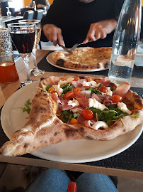 Plats et boissons du Restaurant Pizzeria bella napoli à Piolenc - n°1