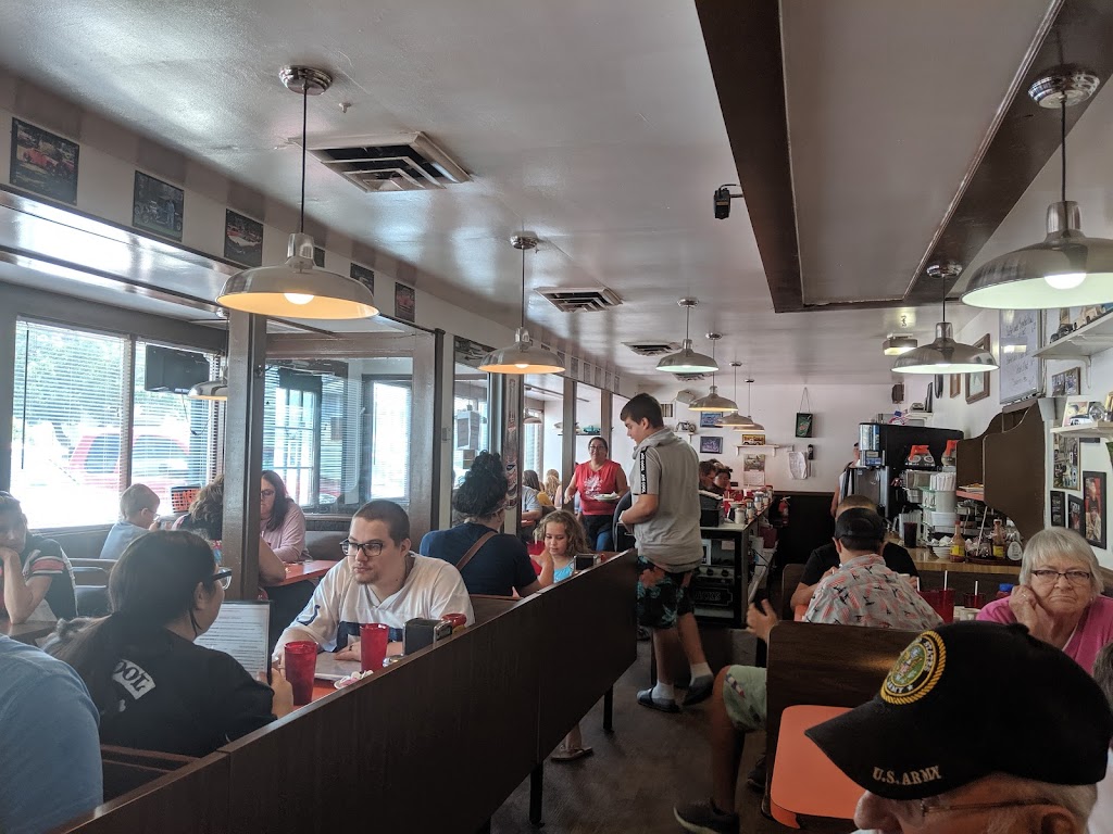 Friendly's , Elwood 46036