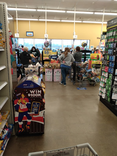 Grocery Store «Kroger», reviews and photos, 120 S Memorial Dr, New Castle, IN 47362, USA