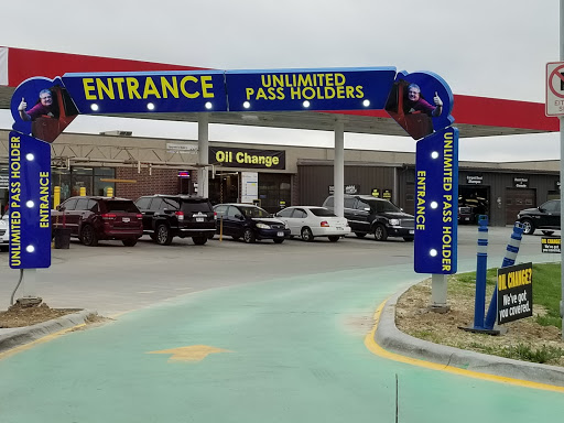 Russell Speeder's Car Wash - West Dodge Rd en Omaha