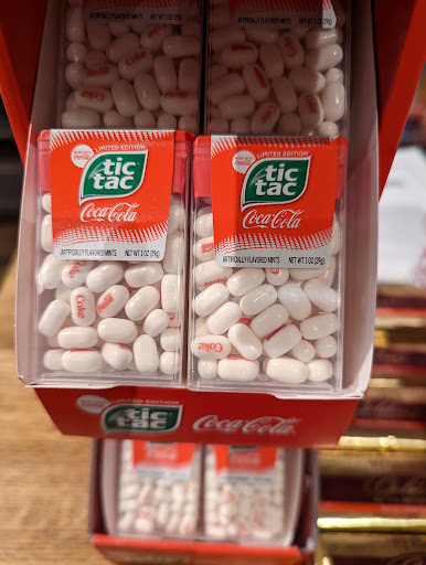 American Restaurant «Cracker Barrel Old Country Store», reviews and photos, 1240 NJ-73, Mt Laurel, NJ 08054, USA