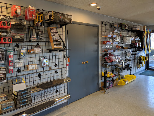 Auto Body Shop «Juniper Auto Body», reviews and photos, 1116 N West End Blvd, Quakertown, PA 18951, USA