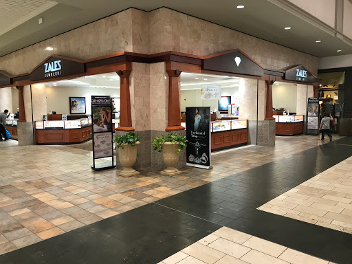 Jewelry Store «Zales - The Diamond Store», reviews and photos, 6020 82nd St, Indianapolis, IN 46250, USA