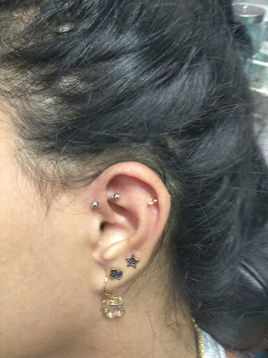 Explore wrap around wrist tattoo ideas, creative tattoo ideas in Hialeah, available at Allstar Tattoo & Body piercing