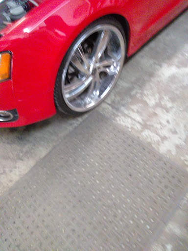 Car Stereo Store «J & J Electronics Inc», reviews and photos, 7433 S State St, Chicago, IL 60619, USA