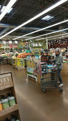 Grocery Store «Fresh Thyme Farmers Market- Apple Valley MN», reviews and photos, 14880 Florence Trail, Apple Valley, MN 55124, USA