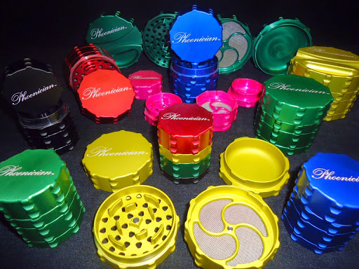 Tobacco Shop «Paraphernalia Boutique - Smoke Shop / Head Shop», reviews and photos, 4234 W Dunlap Ave, Phoenix, AZ 85051, USA