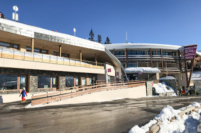 Caisse des Remontées Mécaniques de la Maison du Ski à Montvalezan