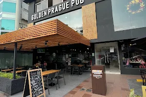 Golden Prague Pub - Urdesa image