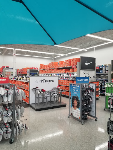 Sporting Goods Store «Academy Sports + Outdoors», reviews and photos, 1580 Hood Pkwy NW, Kennesaw, GA 30152, USA