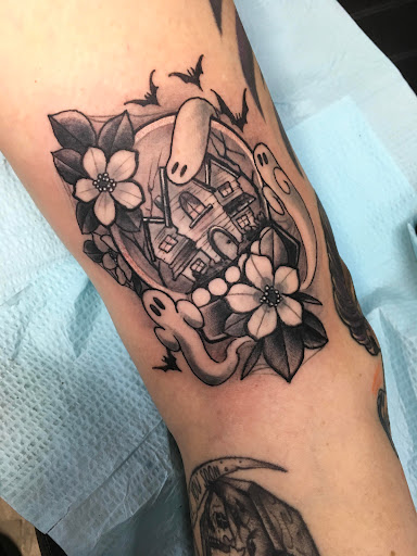 Explore fine line finger tattoo ideas, creative tattoo ideas in Largo, available at Alchemy Tattoos and Body Piercings