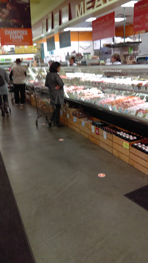 Grocery Store «New Seasons Market Hawthorne», reviews and photos, 4034 SE Hawthorne Blvd, Portland, OR 97214, USA