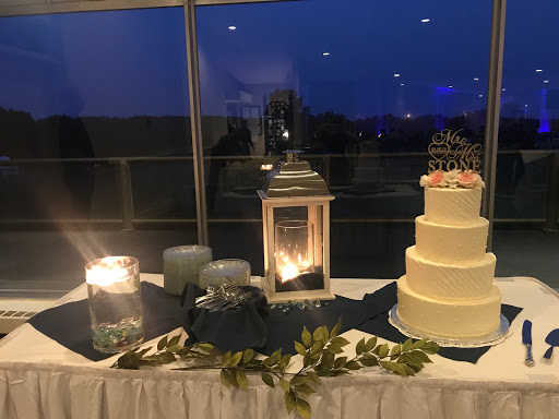 Country Club «Crestview Country Club», reviews and photos, 281 Shoemaker Ln, Agawam, MA 01001, USA