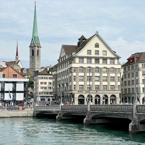 Rezensionen über Swiss Life Generalagentur Zürich - Limmatquai in Zürich - Versicherungsagentur