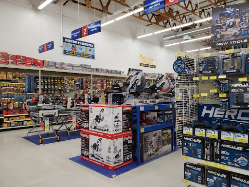 Hardware Store «Harbor Freight Tools», reviews and photos, 15800 SE McLoughlin Blvd, Milwaukie, OR 97267, USA