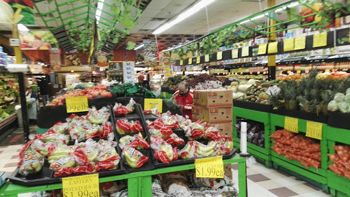 Supermarket «Trade Fair Supermarket», reviews and photos, 2220 36th Ave, Long Island City, NY 11106, USA