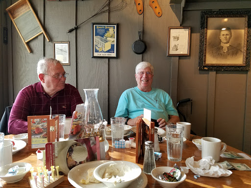 American Restaurant «Cracker Barrel Old Country Store», reviews and photos, 1780 E Center St, Madisonville, KY 42431, USA