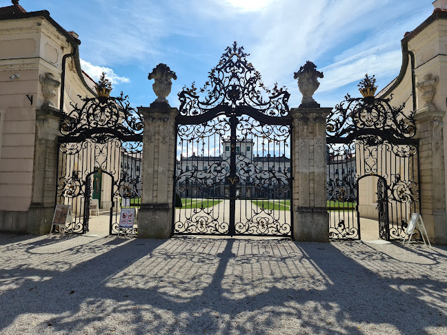 Hozzászólások és értékelések az Esterházy-kastély-ról