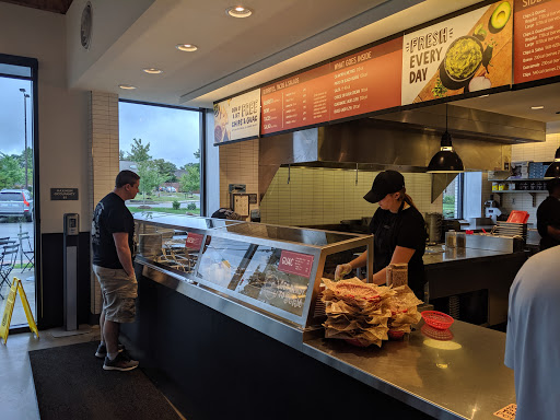 Mexican Restaurant «Chipotle Mexican Grill», reviews and photos, 420 S Hurstbourne Pkwy, Louisville, KY 40299, USA