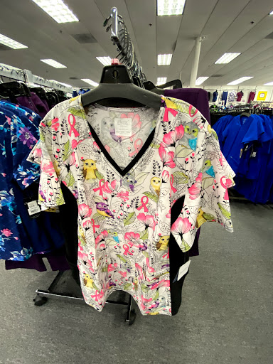 Uniform Store «Scrub Pro Uniforms & Gallo Clothing», reviews and photos, 78 Mountain Rd, Glen Burnie, MD 21060, USA
