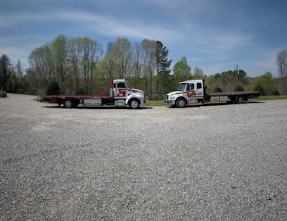 Fred's Towing & Transport