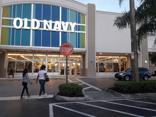 Shopping Mall «Tower Shops», reviews and photos, 1904 S University Dr, Davie, FL 33324, USA