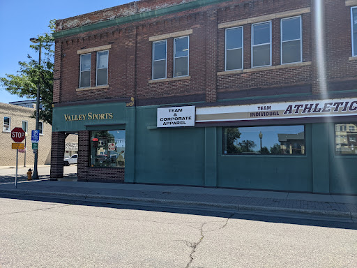 Sporting Goods Store «Valley Sports», reviews and photos, 102 1st Ave W, Shakopee, MN 55379, USA