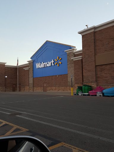 Department Store «Walmart Supercenter», reviews and photos, 6590 W Grand Ave, Gurnee, IL 60031, USA