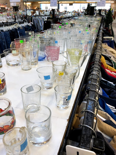 Thrift Store «Island Thrift», reviews and photos, 1800 NY-112, Medford, NY 11763, USA