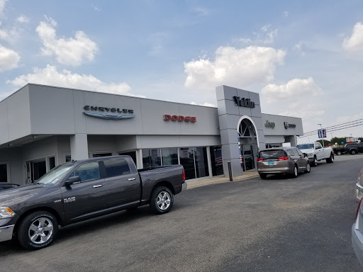 Car Dealer «Yaklin Chrysler Dodge Jeep RAM», reviews and photos, 1550 W Kingsbury St, Seguin, TX 78155, USA