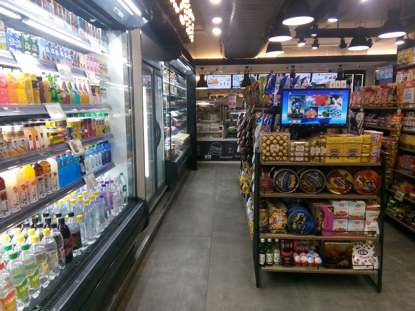 supermarket image