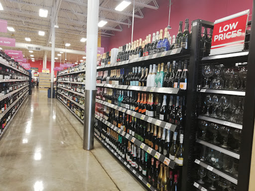 Grocery Store «H-E-B Grocery», reviews and photos, 7811 McPherson Rd, Laredo, TX 78045, USA