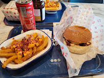 Plats et boissons du Restaurant de hamburgers Les Burgers de Papa à Doubs - n°5