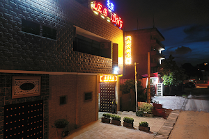 Petit Motel Le Beijing image