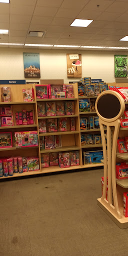 Book Store «Barnes & Noble», reviews and photos, 6050 El Cerrito Plaza, El Cerrito, CA 94530, USA