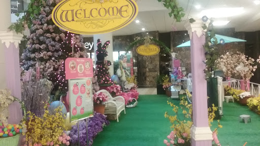 Shopping Mall «Monmouth Mall», reviews and photos, 180 New Jersey 35, Eatontown, NJ 07724, USA