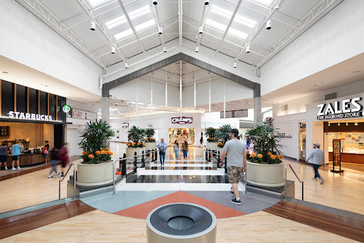 Shopping Mall «Gurnee Mills», reviews and photos, 6170 W Grand Ave, Gurnee, IL 60031, USA