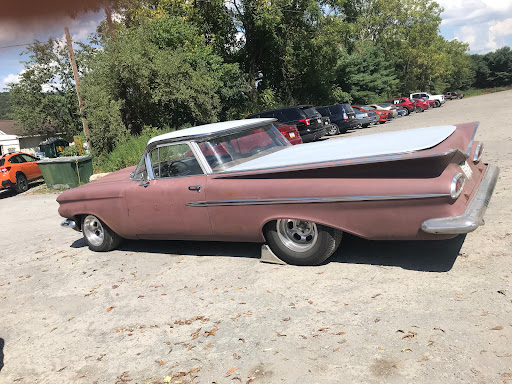 Salvage Yard «EZ Pull & Save Auto Parts», reviews and photos, 2401 Summer Valley Rd, New Ringgold, PA 17960, USA