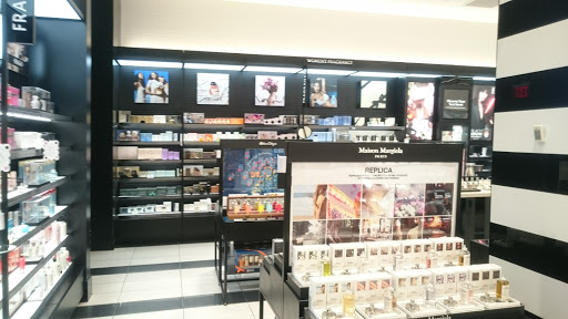 Cosmetics Store «SEPHORA», reviews and photos, 2855 Stevens Creek Blvd #1067, Santa Clara, CA 95050, USA