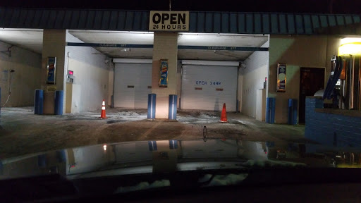 Car Wash «Finish Line Carwash LLC», reviews and photos, 2330 Mannheim Rd, Melrose Park, IL 60164, USA