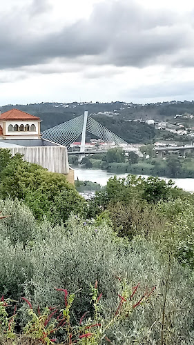 Avaliações doCentro de Saúde Militar de Coimbra em Coimbra - Hospital