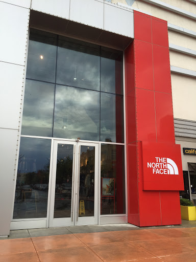 Clothing Store «The North Face», reviews and photos, 4025 Gramercy St, Columbus, OH 43219, USA