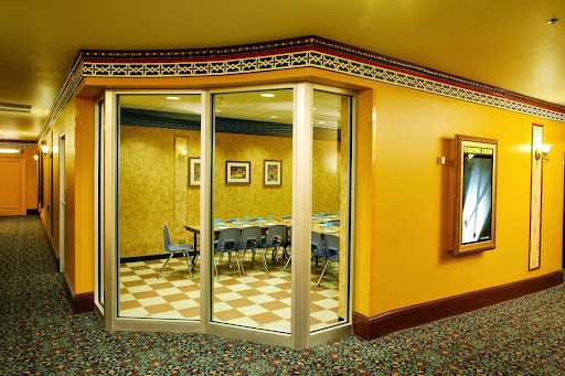 Movie Theater «Lindo Theatre: Classic Cinemas», reviews and photos, 115 S Chicago Ave, Freeport, IL 61032, USA