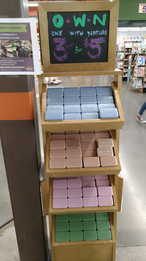 Natural Foods Store «Natural Grocers», reviews and photos, 9108 Metcalf Ave, Overland Park, KS 66212, USA